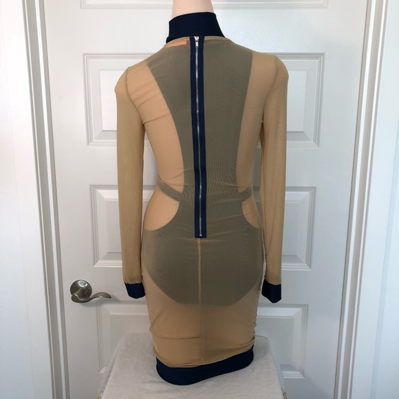 Navy Blue Swimsuit with  Long sleeve mesh coverup. - Picture 6 of 8